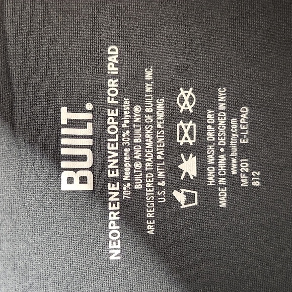 NWOT BlackBeard Spiced Rum Neoprene Envelope Case For IPAD by BUILT - Picture 7 of 8